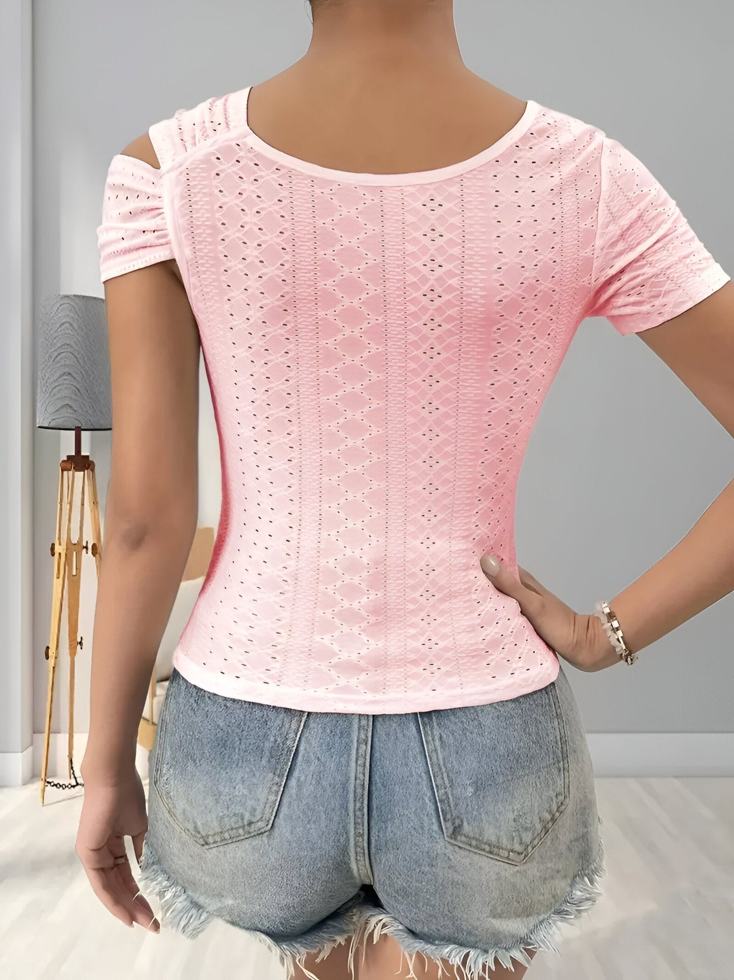 Anique | Elegante asymmetrische schouderblouse