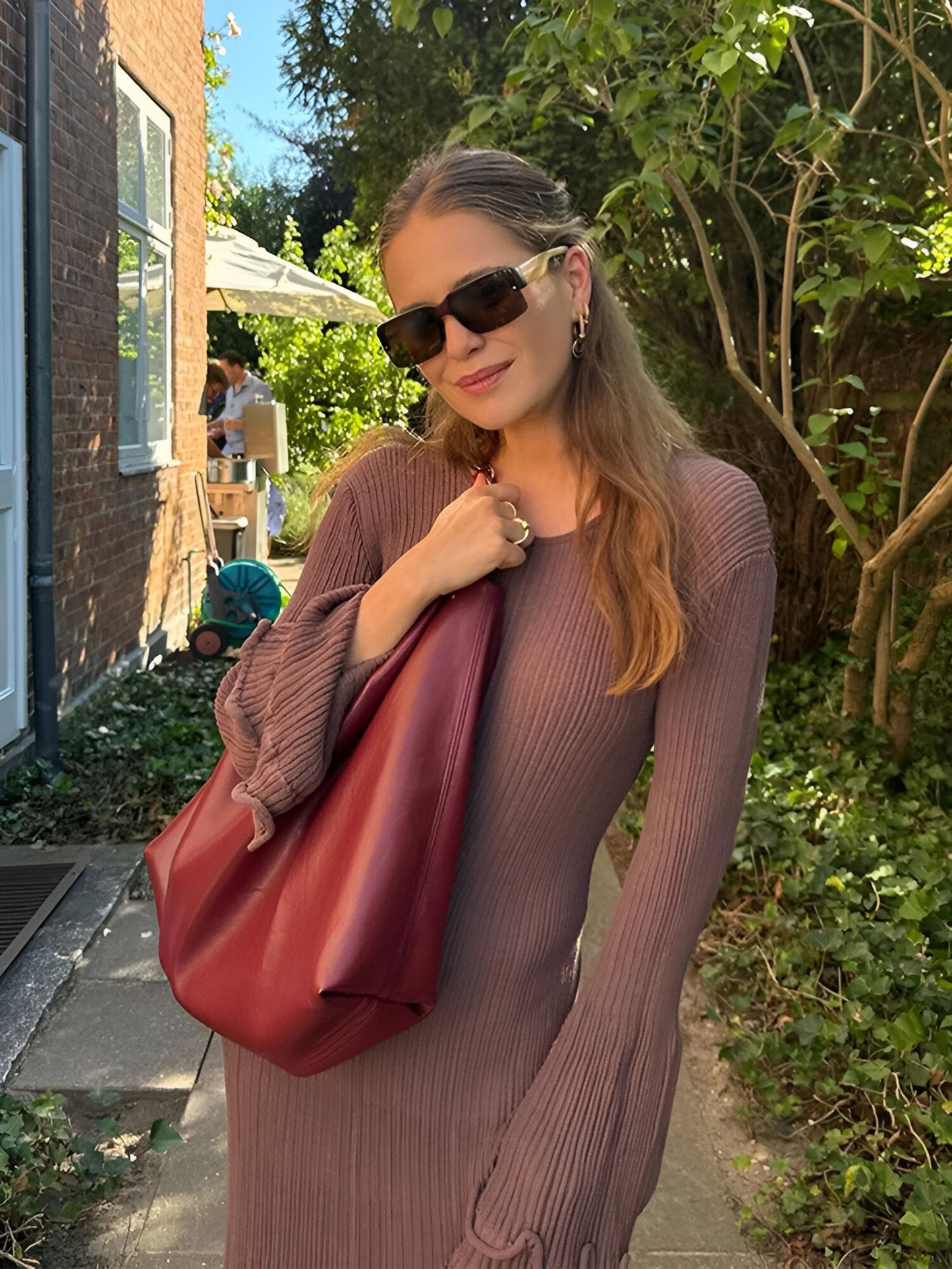 Edda | Elegante witte gebreide jurk met volant zoom