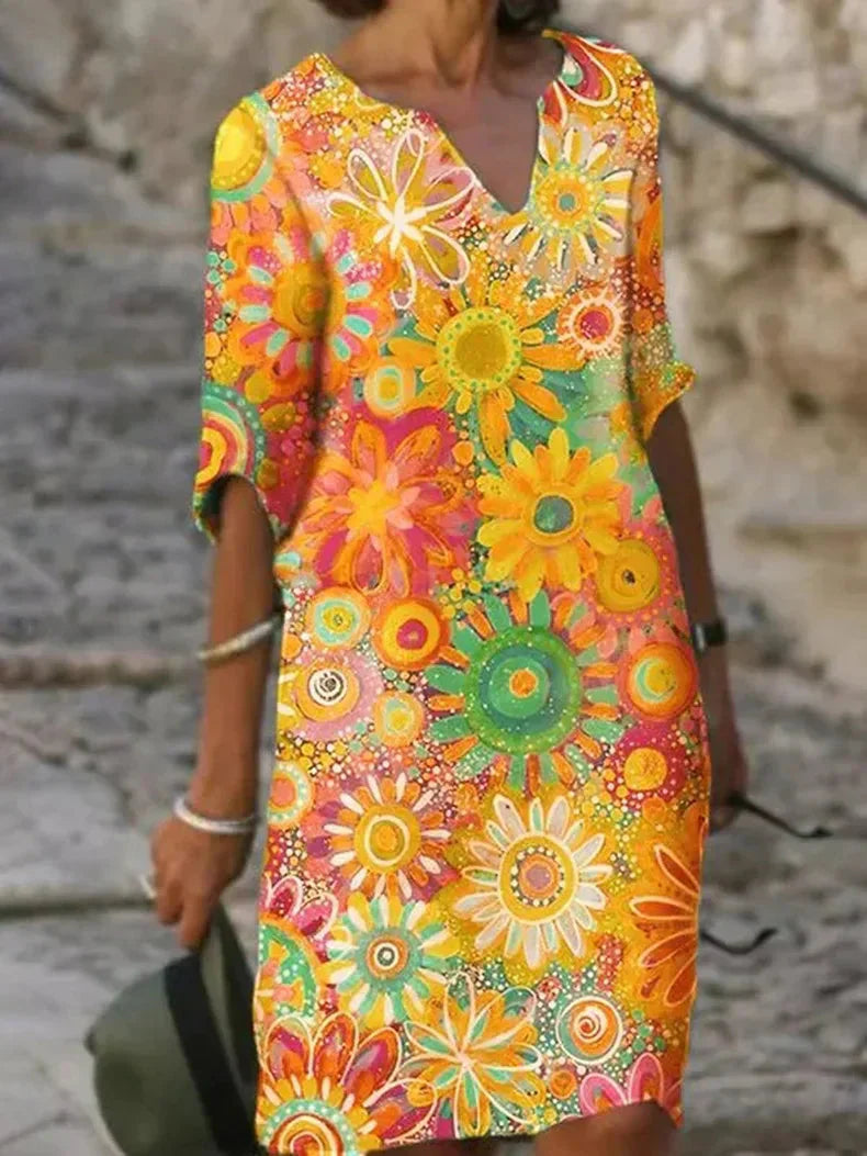 Effie - Zomerse jurk met V-hals en print